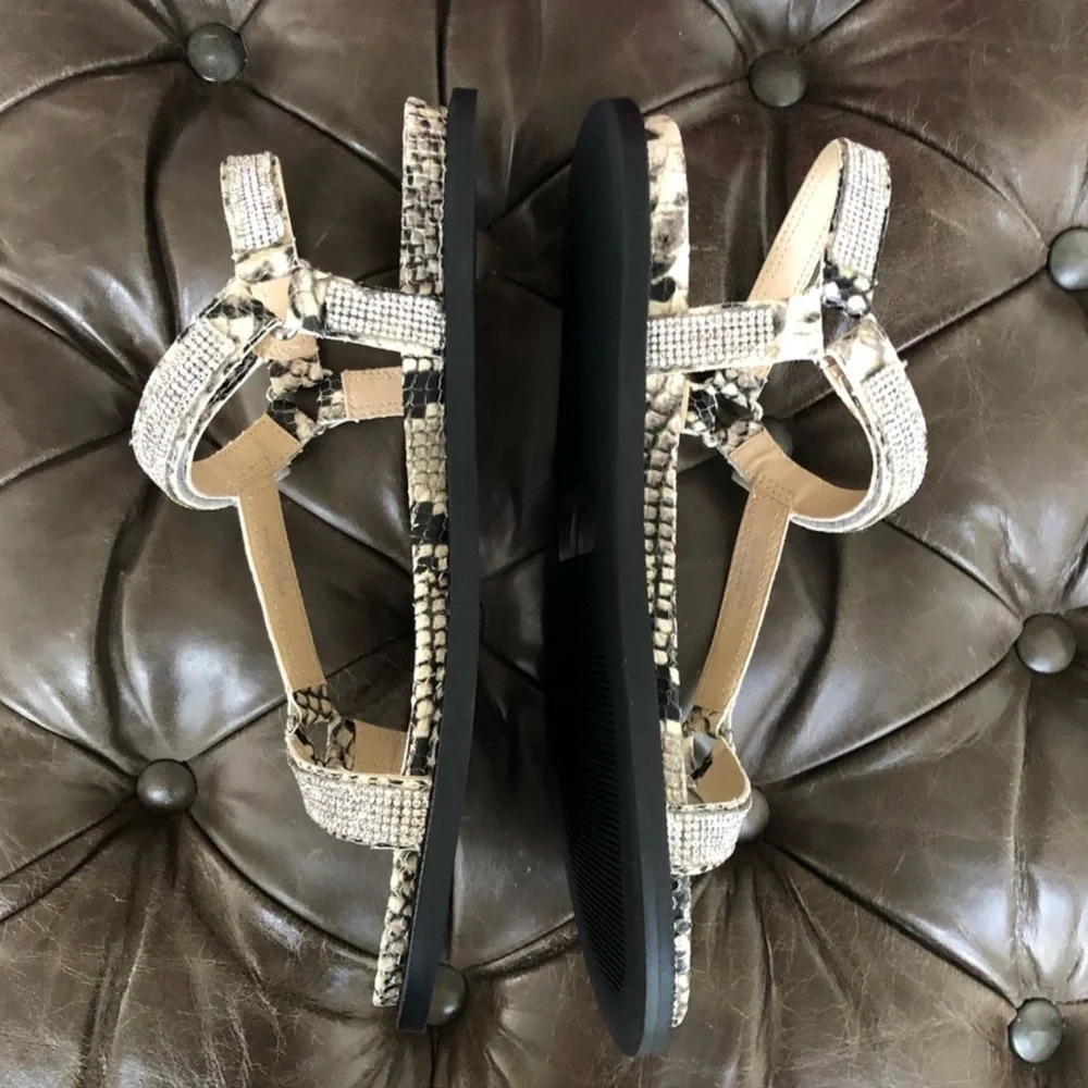 New Vince Camuto Arabelem Sandal Natural Snake leather crystal gem jeweled strap - Picture 5 of 14